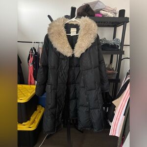 Unbranded Women's Black Fur-Trimmed Puffer Coat